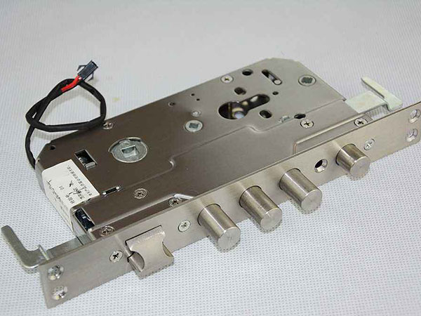 平阳24小时上门开锁公司